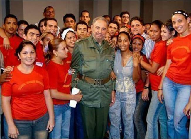 Trabajadores sociales, un proyecto de Fidel
